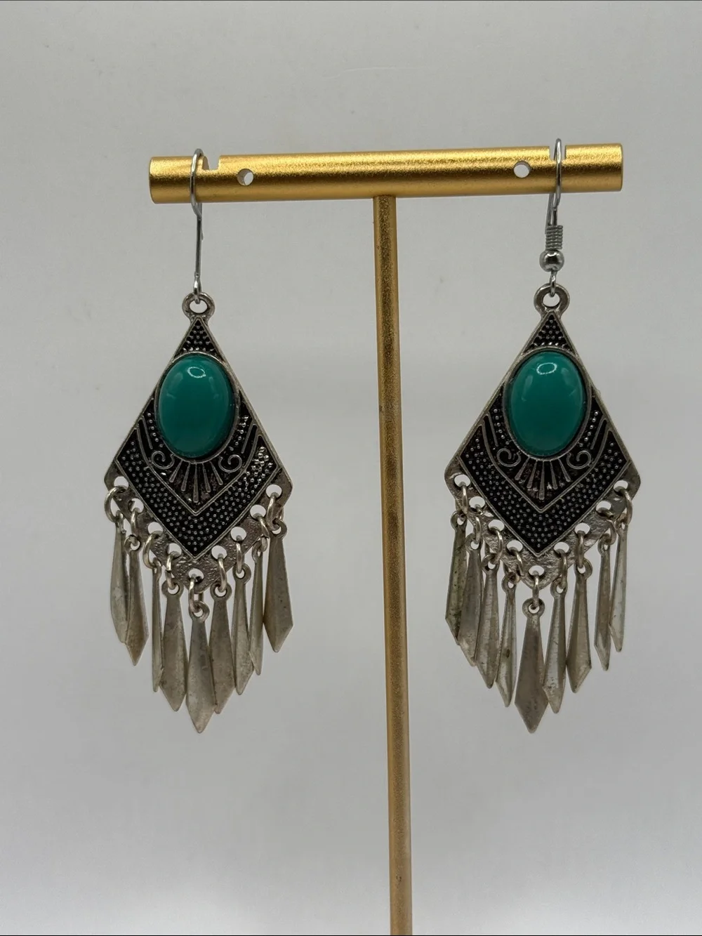Vintage Southwestern Silver Tone Turquoise Green Dangle Drop Statement Earrings